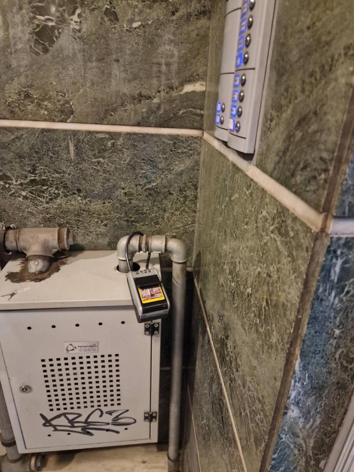 אתונה La Votanique Center Apartment מראה חיצוני תמונה